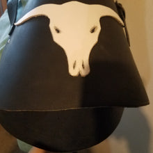 Pauldron-Longhorn skulls