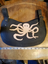 Pauldron- Octopus
