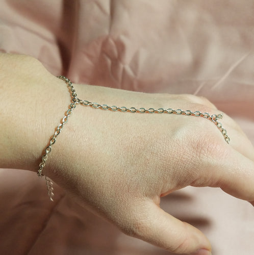 Slave bracelet-chain