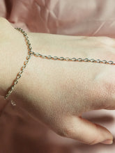 Slave bracelet-chain
