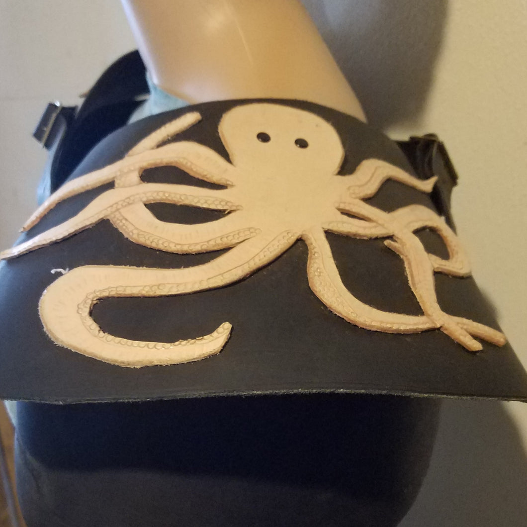 Pauldron- Octopus