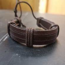brown leather bracelet 